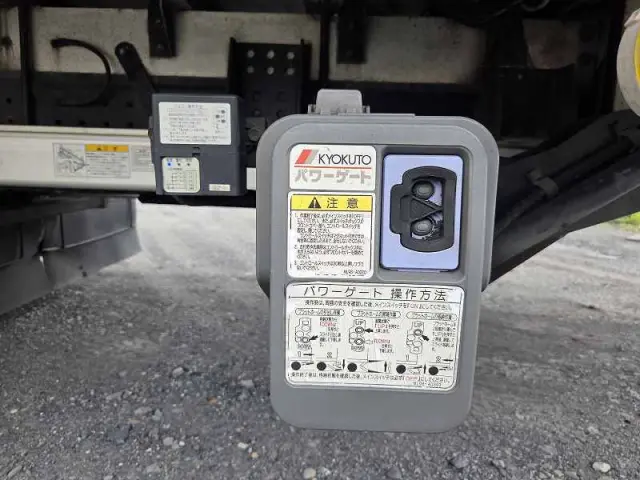 三菱 キャンター TKG-FED90(2WD)の写真18