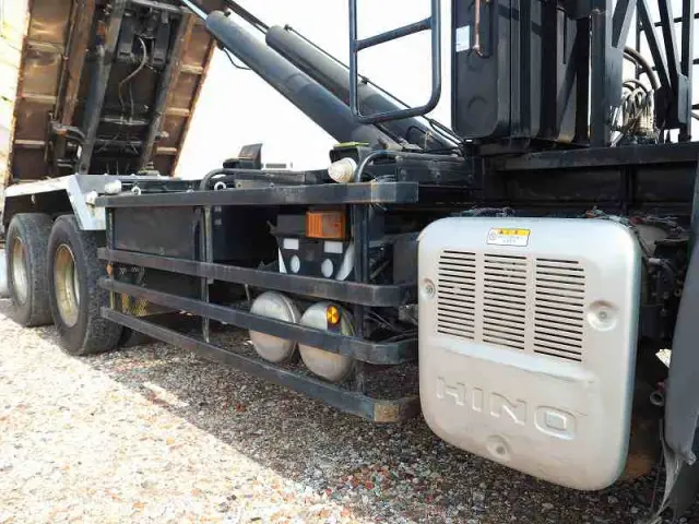 日野 プロフィア QKG-FS1ERBA(6x4)の写真26