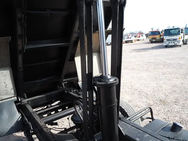 日野 レンジャー BDG-FC7JHWA(2WD)の写真13