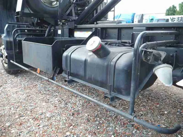 UD コンドル PB-MK36A(2WD)の写真40