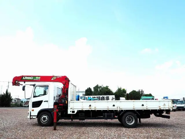 日野 レンジャー 2KG-FC2ABA(2WD)の写真2