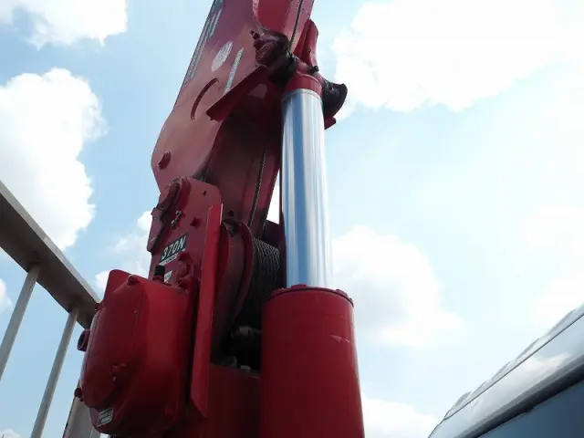 日野 レンジャー 2KG-FC2ABA(2WD)の写真12