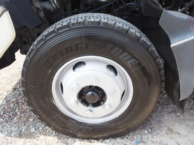 日野 レンジャー 2KG-FC2ABA(2WD)の写真28