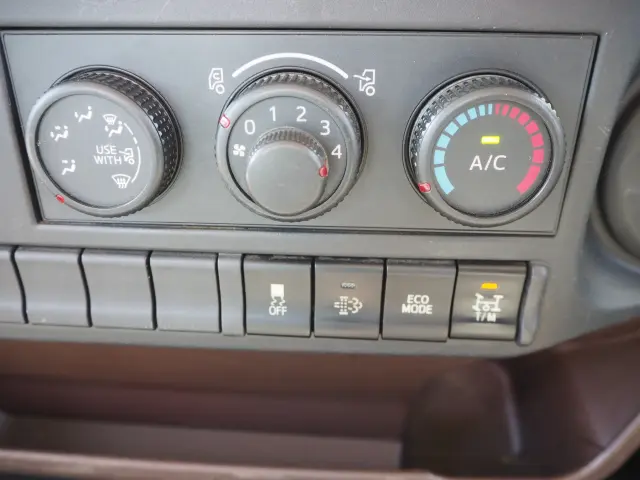 日野 レンジャー 2KG-FC2ABA(2WD)の写真45