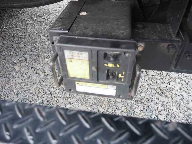 三菱 キャンター TPG-FEB90(2WD)の写真32