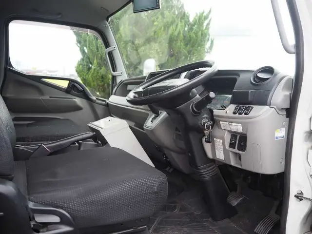 三菱 キャンター TPG-FEB90(2WD)の写真46