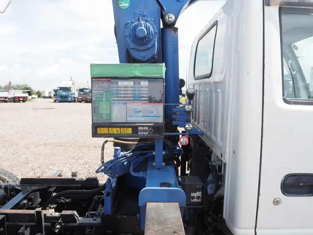 いすゞ エルフ BKG-NKR85AN(2WD)の写真10