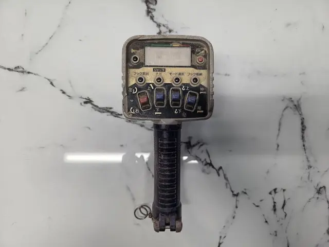 いすゞ エルフ BKG-NKR85AN(2WD)の写真49