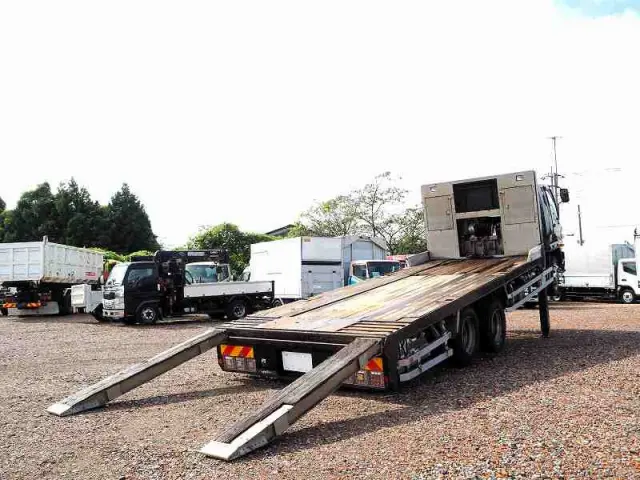 三菱 ファイター QDG-FQ62F(6x4)の写真5