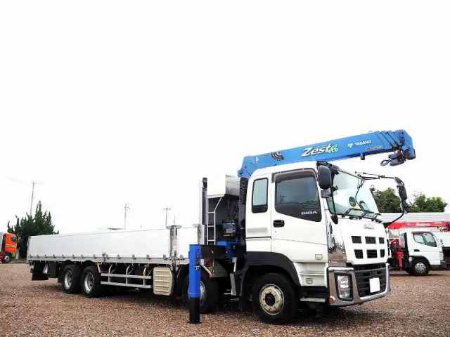 いすゞ ギガ QKG-CYJ77A(8x4)の写真7