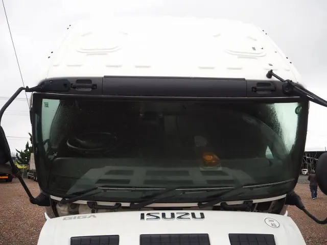 いすゞ ギガ QKG-CYJ77A(8x4)の写真27