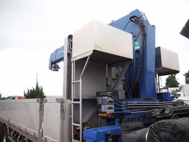 いすゞ ギガ QKG-CYJ77A(8x4)の写真28