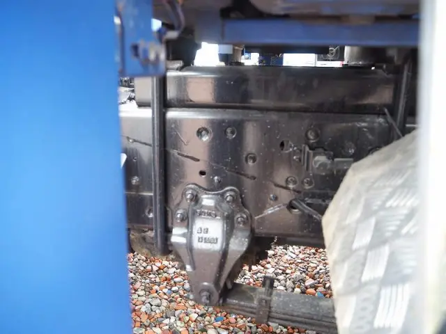 いすゞ ギガ QKG-CYJ77A(8x4)の写真37