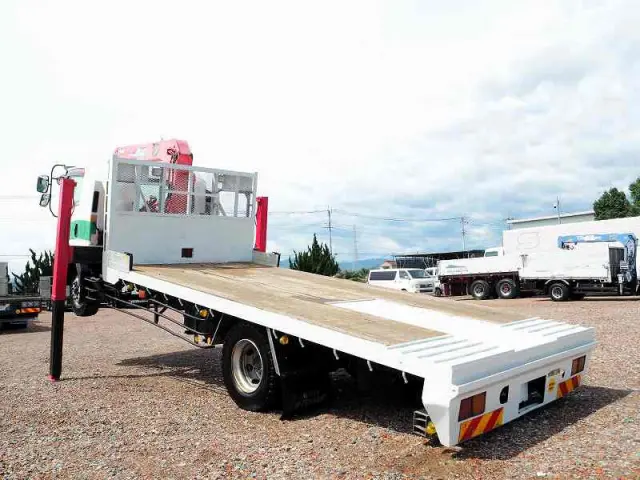 いすゞ フォワード LKG-FTR90S2の写真3