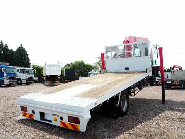 いすゞ フォワード LKG-FTR90S2の写真5