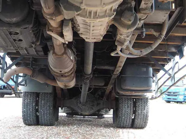 いすゞ フォワード LKG-FTR90S2の写真10