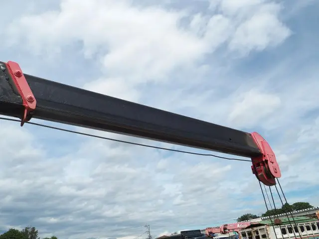 いすゞ フォワード LKG-FTR90S2の写真24