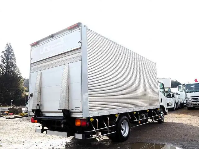 いすゞ エルフ TKG-NPR85AN(2WD)の写真5