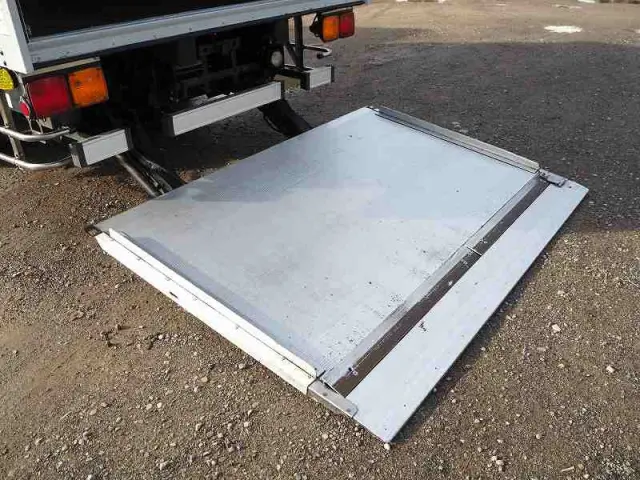 いすゞ エルフ TKG-NPR85AN(2WD)の写真24