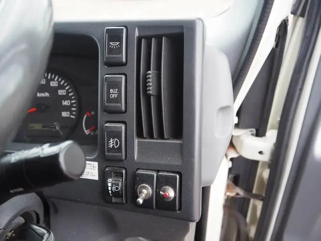 いすゞ エルフ TKG-NPR85AN(2WD)の写真48