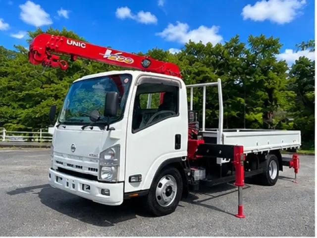 日産 アトラス TKG-APR85AR(2WD)の写真1