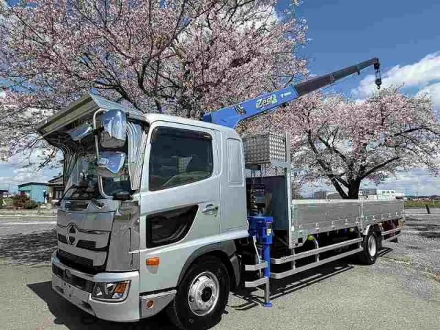 日野 レンジャー 2KG-FD2ABA(2WD)の写真6