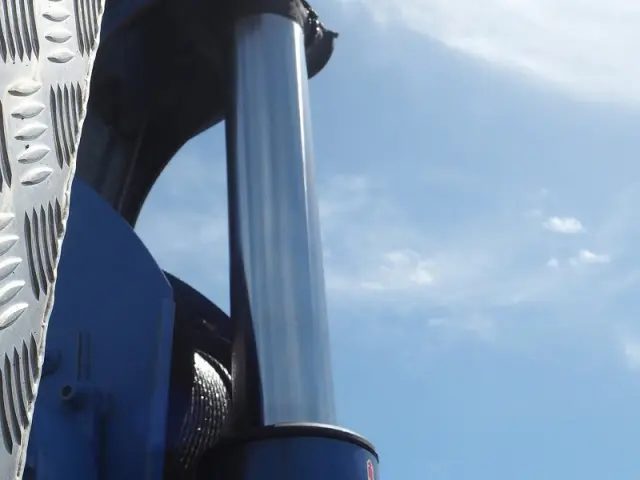 日野 レンジャー 2KG-FD2ABA(2WD)の写真12