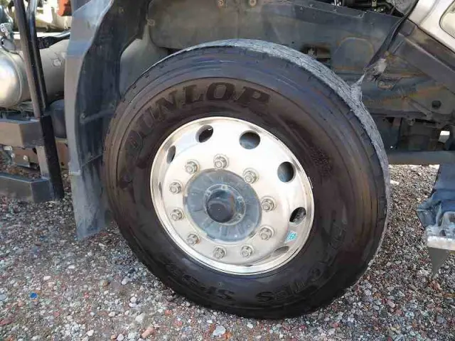 いすゞ ギガ QKG-CXZ77AT(6x4)の写真11