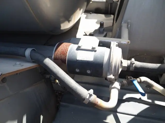 いすゞ ギガ QKG-CXZ77AT(6x4)の写真14