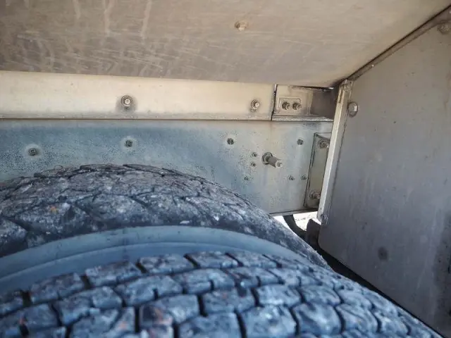 いすゞ ギガ QKG-CXZ77AT(6x4)の写真17