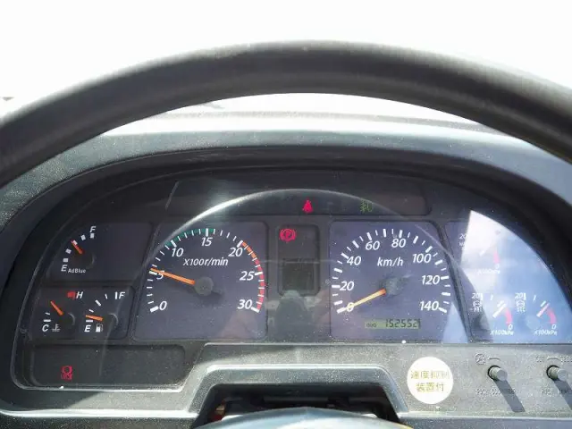 いすゞ ギガ QKG-CXZ77AT(6x4)の写真49