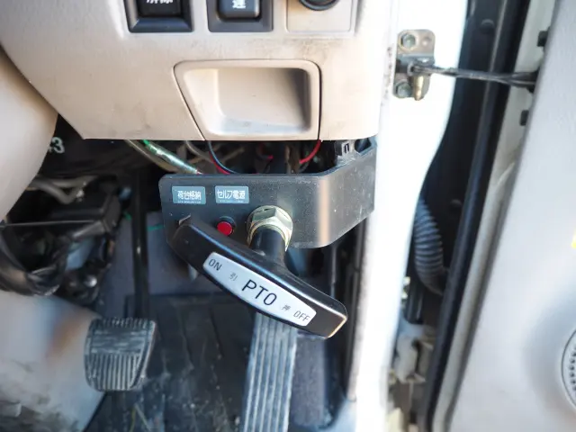 日野 デュトロ KK-XZU421M(2WD)の写真48