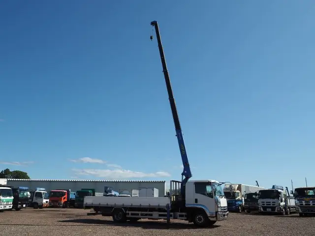 いすゞ フォワード QPG-FTR34T2(2WD)の写真13