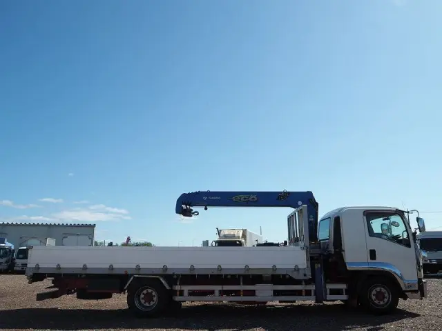 いすゞ フォワード QPG-FTR34T2(2WD)の写真31