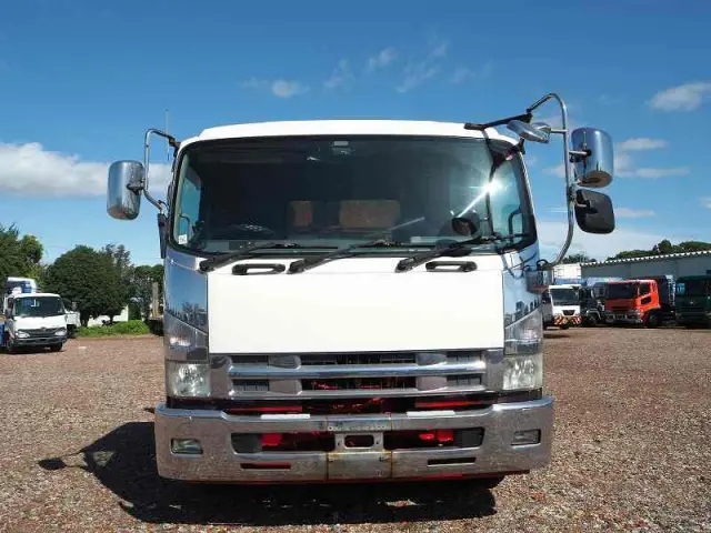 いすゞ フォワード QPG-FTR34T2(2WD)の写真33