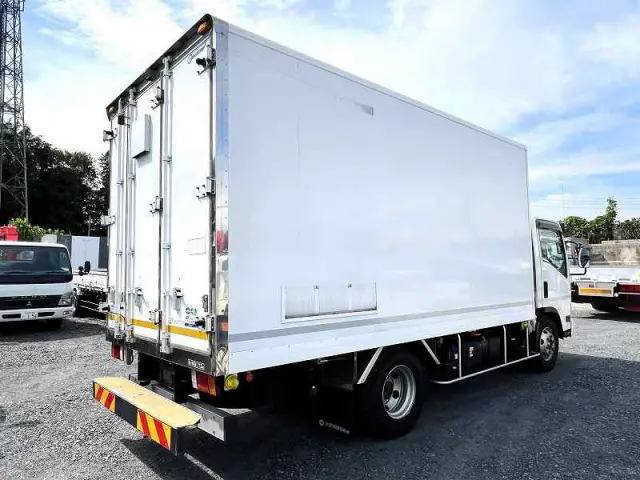 いすゞ エルフ 2RG-NPR88YN(2WD)の写真5