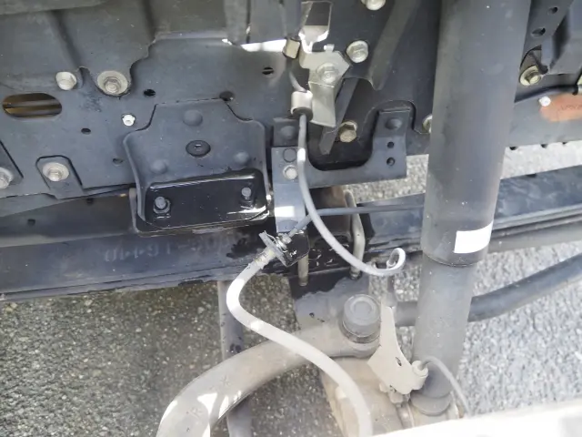 いすゞ エルフ 2RG-NPR88YN(2WD)の写真12