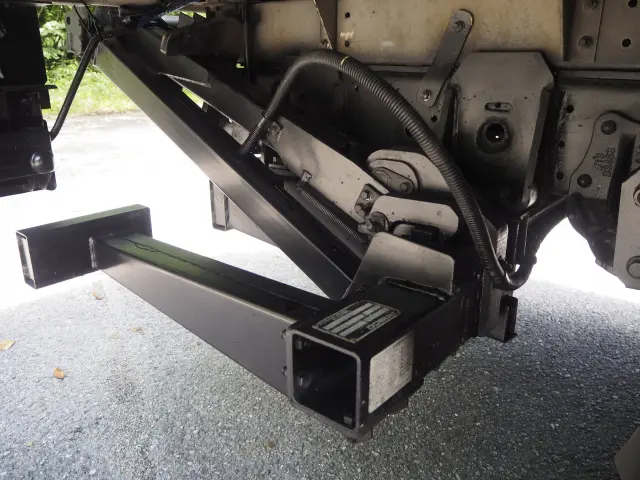 いすゞ エルフ 2RG-NPR88YN(2WD)の写真19
