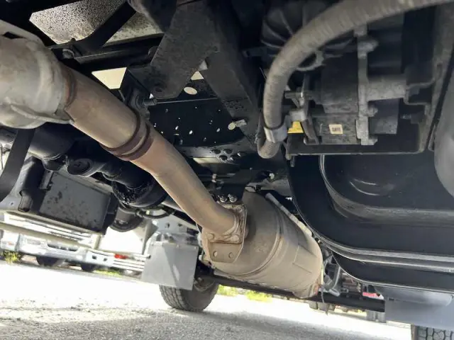 いすゞ エルフ 2RG-NPR88YN(2WD)の写真25