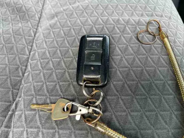 いすゞ エルフ 2RG-NPR88YN(2WD)の写真50