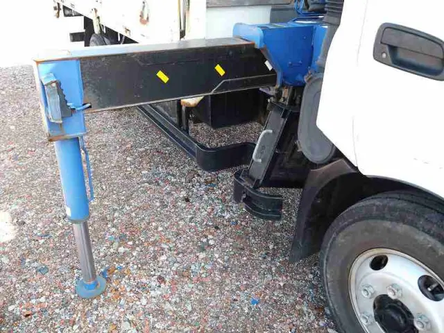 日野 デュトロ TKG-XZU710M(2WD)の写真9