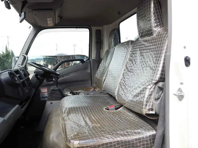 日野 デュトロ TKG-XZU710M(2WD)の写真39