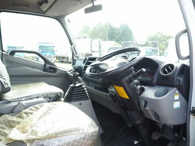 日野 デュトロ TKG-XZU710M(2WD)の写真40