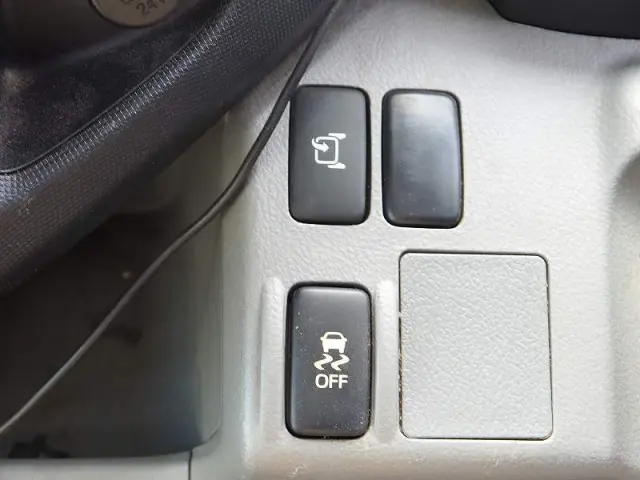 日野 デュトロ TKG-XZU710M(2WD)の写真46