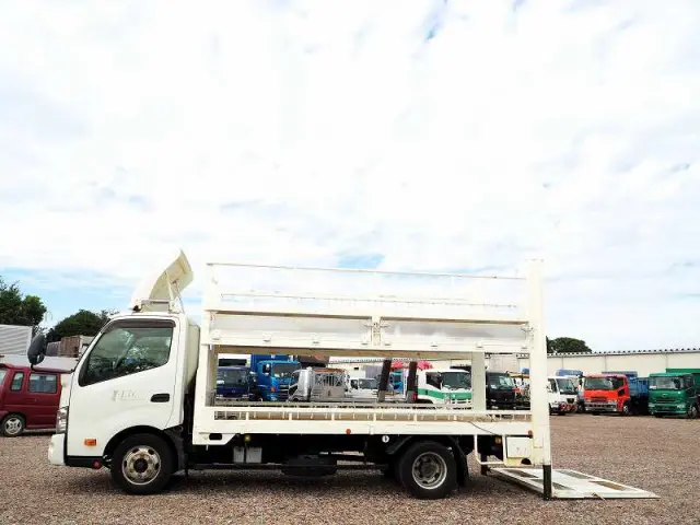 日野 デュトロ TKG-XZU710M(2WD)の写真2