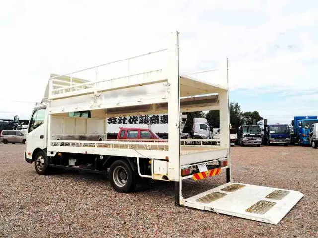 日野 デュトロ TKG-XZU710M(2WD)の写真3