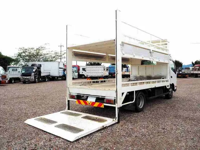 日野 デュトロ TKG-XZU710M(2WD)の写真7