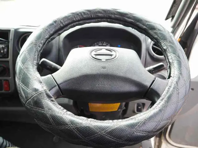 日野 デュトロ TKG-XZU710M(2WD)の写真42