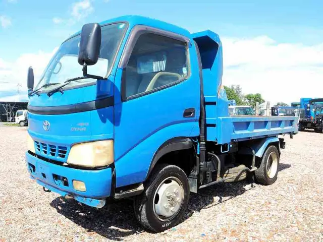 トヨタ ダイナ KK-XZU362A(4WD)の写真1