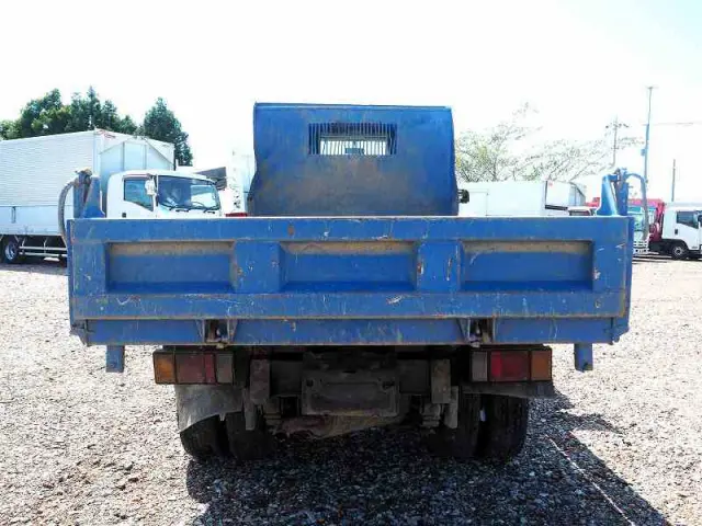 トヨタ ダイナ KK-XZU362A(4WD)の写真4